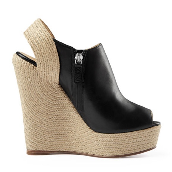 AUTHENTIC GUCCI LEATHER WEDGES - Picture 12 of 14